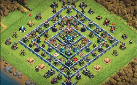 Top Town Hall 13 Trophy Base for Stronger Defense