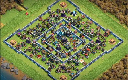 Unbeatable TH13 Hybrid Base for Competitive Gaming
