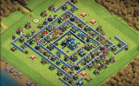 Powerful TH13 Hybrid Base with Link For Clashers