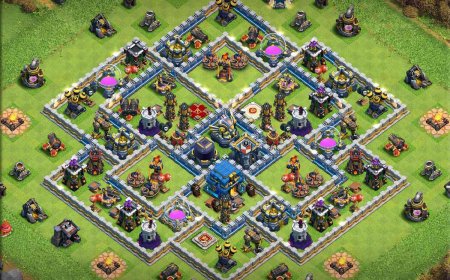 Powerful Town Hall 12 Base Against Enemy Attacks