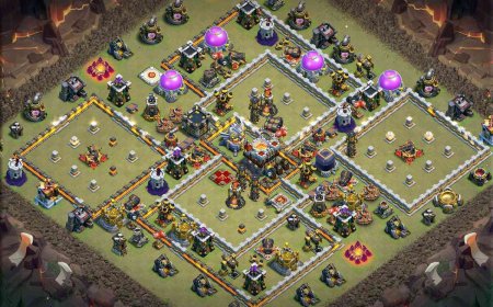 Legendary TH11 Base for Unstoppable Defense