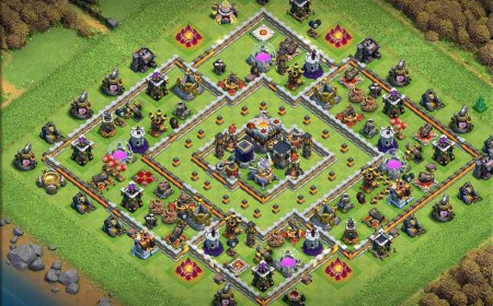 Top Notch Trophy Base for TH11 Players