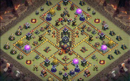 Ultimate TH10 Base Design for CoC Players
