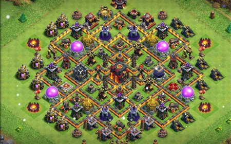 Powerful TH10 Hybrid Layout with 3 Air Defenses