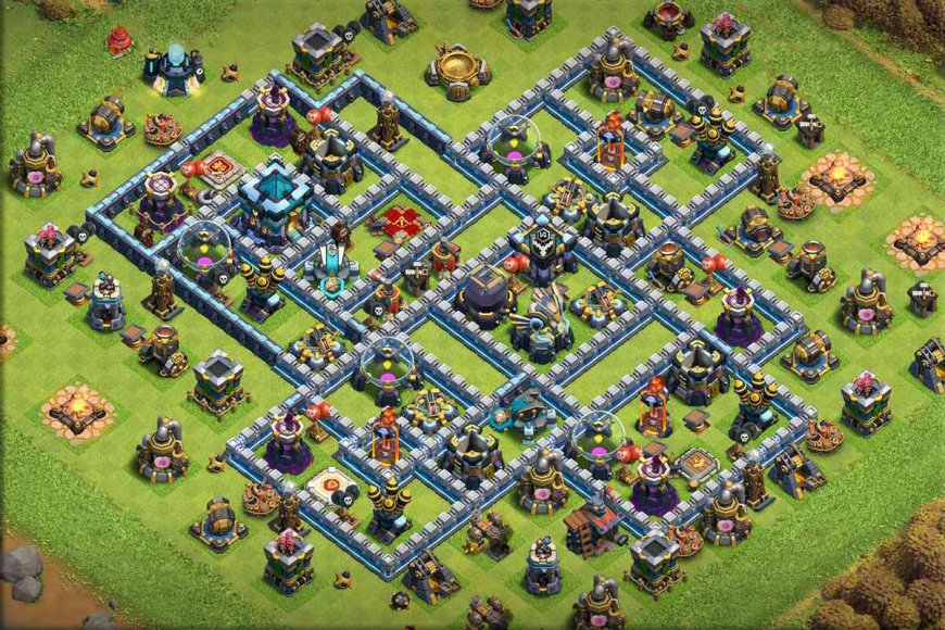 best th13 farming base with link